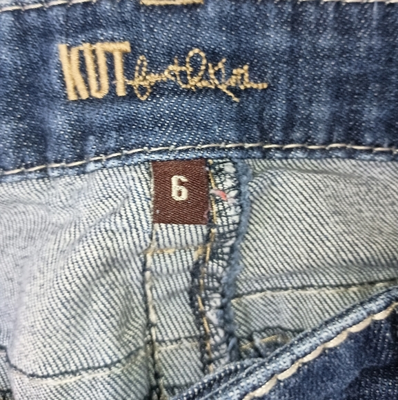 KUT FROM THE KLOTH Designer Natalie Cropped Dark Wash Blue Jeans-(#1,395) - Picture 3 of 9